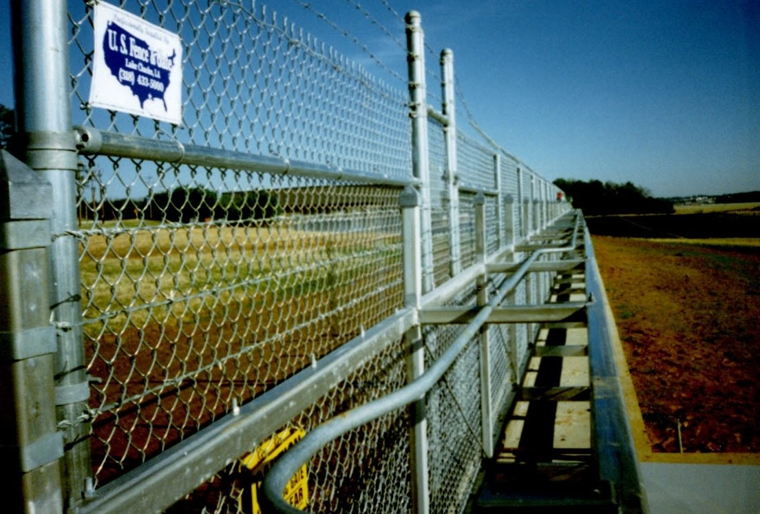 us-fence-and-gate-dobbins-afb_0
